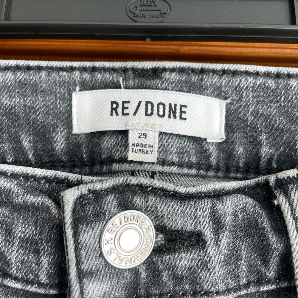 Re/Done Gray Straight Leg Jeans - Picture 4 of 6